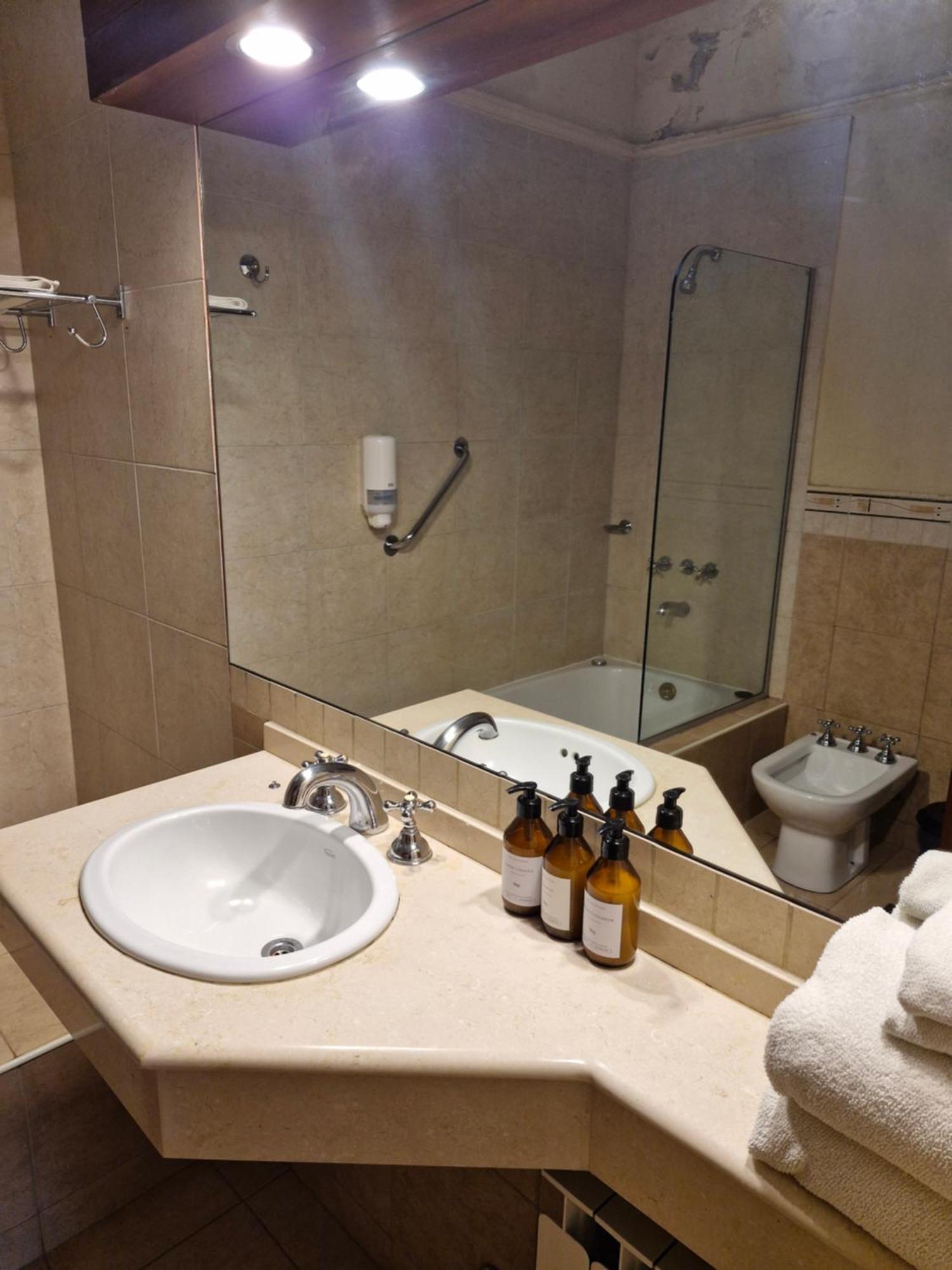 Hotel Blumig ビジャ・ヘネラル・ベルグラーノ エクステリア 写真